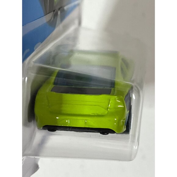 Hot Wheels Dodge Charger SRT HW First Response 2024 Green 1:64 Diecast - Picture 6 of 7